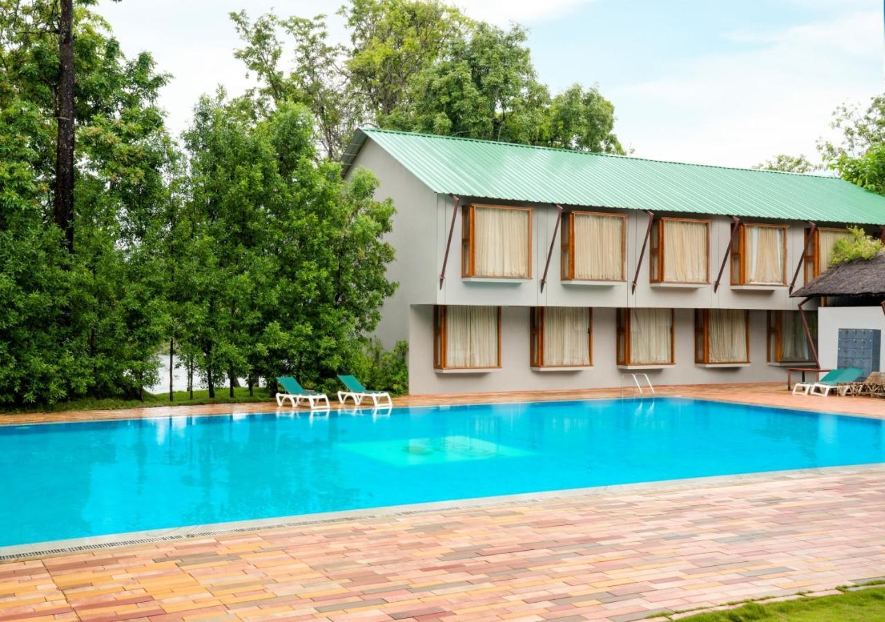 Whistling Woodzs Resort Dandeli Exterior photo