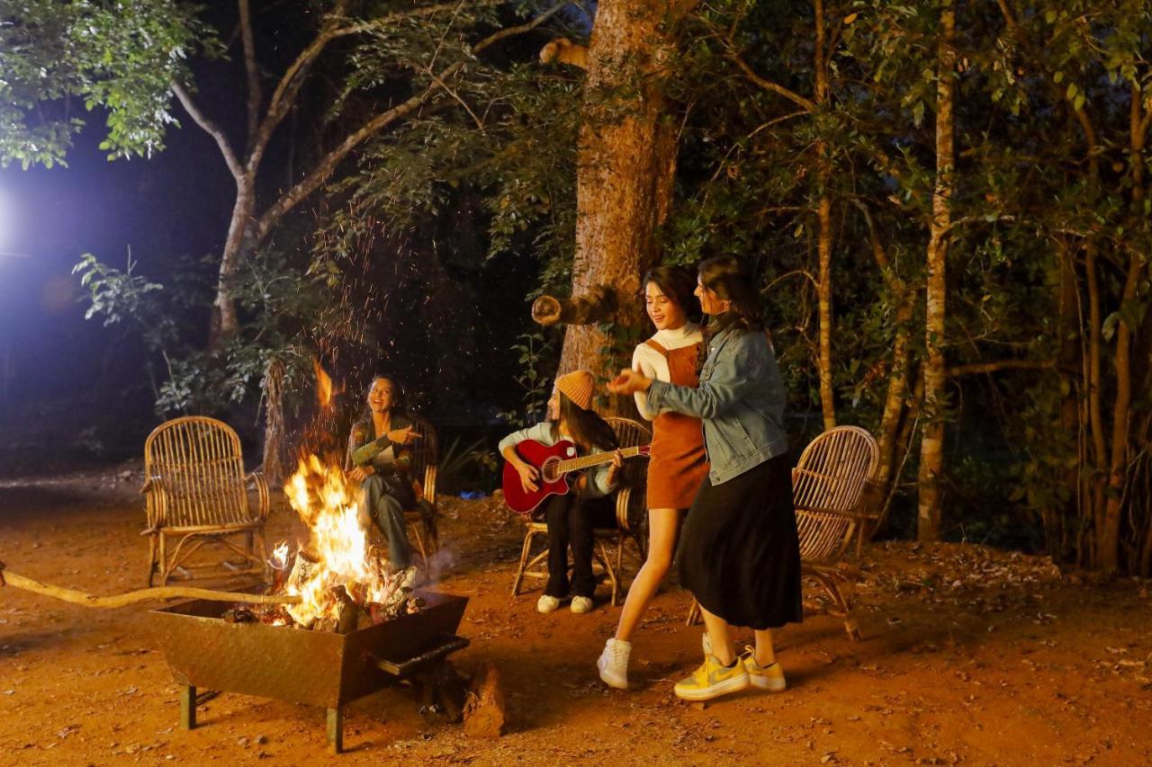 Whistling Woodzs Resort Dandeli Exterior photo