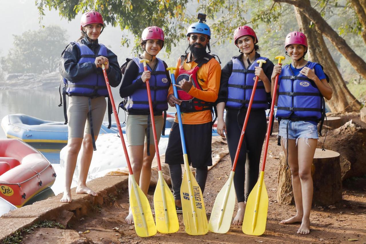 Whistling Woodzs Resort Dandeli Exterior photo