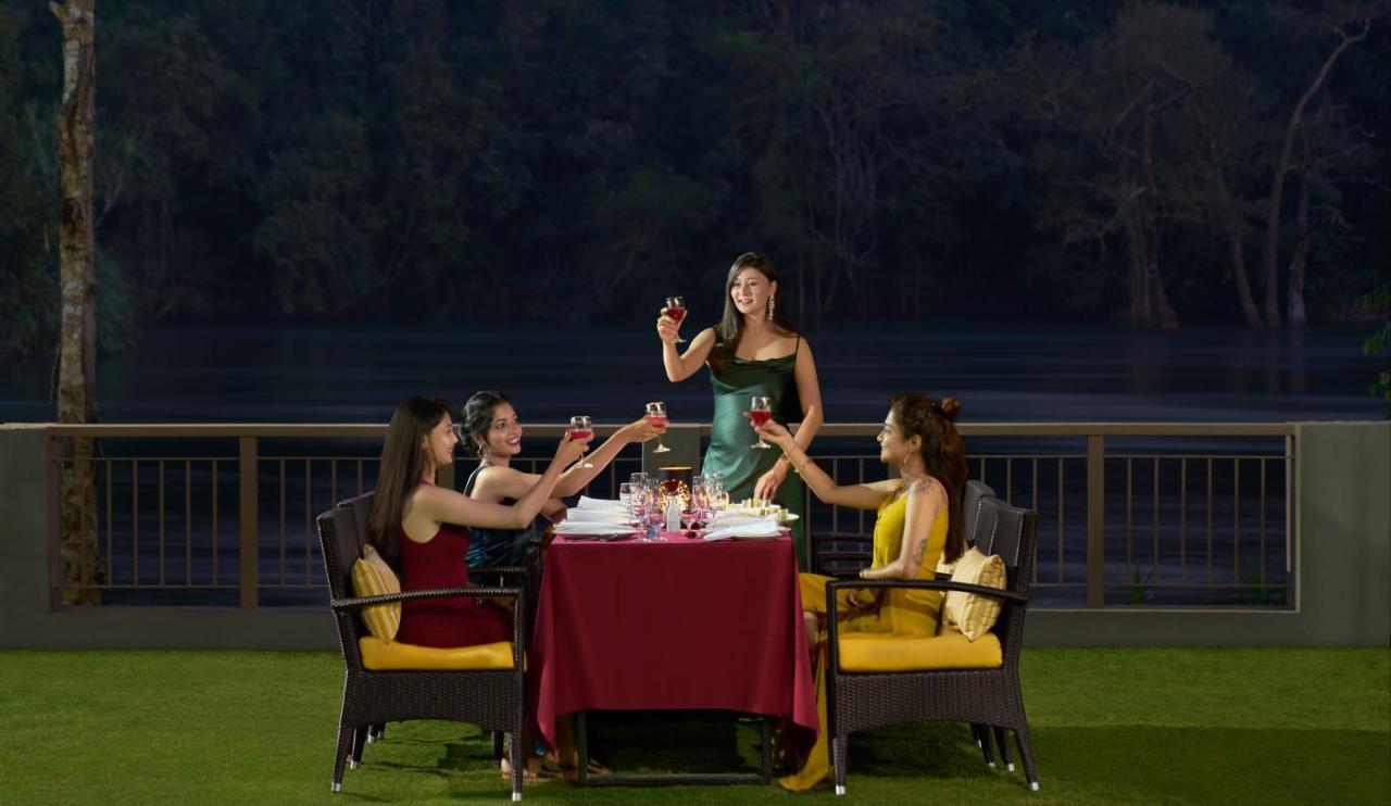 Whistling Woodzs Resort Dandeli Exterior photo